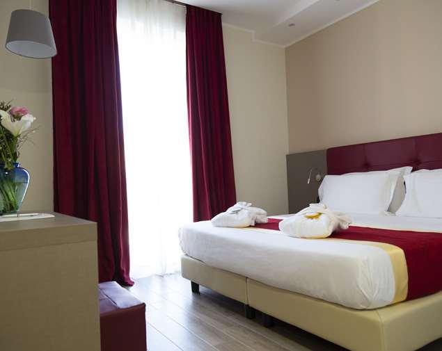 Jr Hotels Bocconi Milano Habitación foto